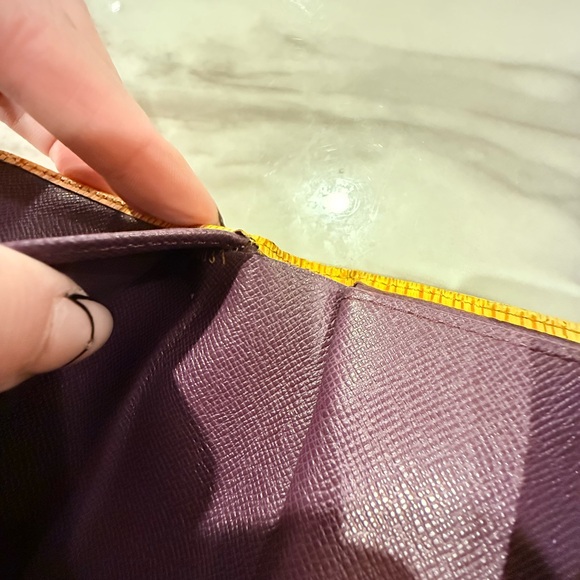 Louis Vuitton Vibrant Yellow & purple passport hold/wallet - lakers colorway - Picture 11 of 13